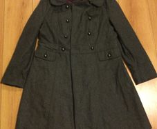 Beautiful and very elegant Ladies Coat with lining Size 16