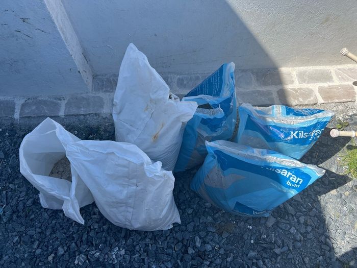 Sand and Limestone 25kg bags