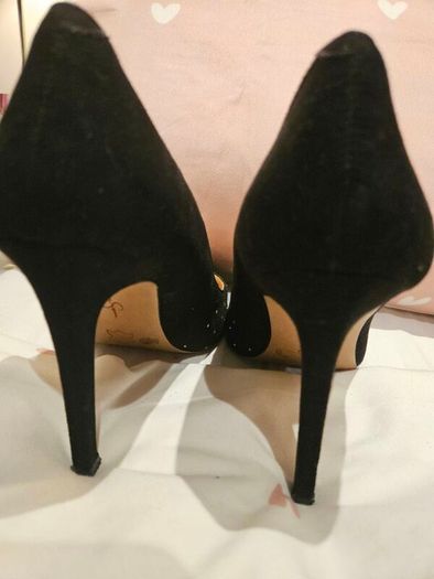 Jessica Simpson High heels