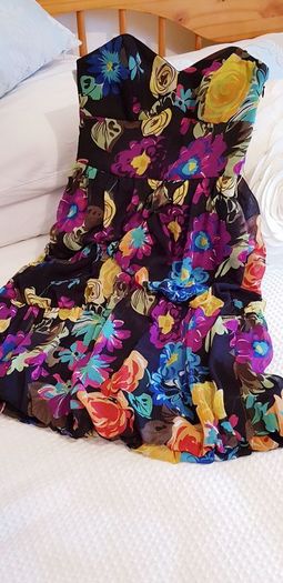 River Island Mini Dress - Size 6