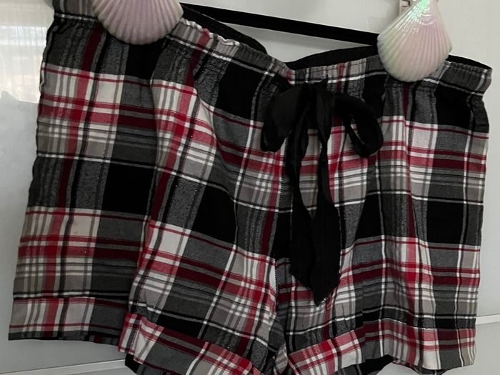 Bundle of Pyjama Shorts Size XL