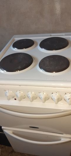 Free Standing Cooker
