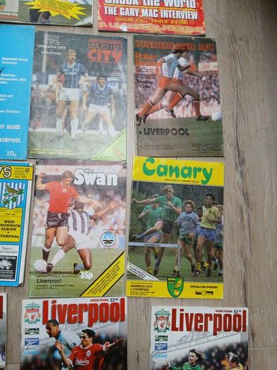 football program lot all Liverpool fc related