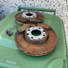 corsa brake discs & pads nearly new