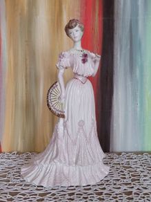 Vintage Coalport porcelain figurine Lady Rose