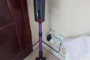 Smoture Cordless Vacuum Cleaner, model VAC02, in excellent condition, great suction, plus charger and accessories