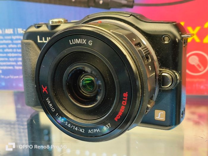 Touch Screen Panasonic LUMIX DMC-GF5K 12.1MP Digital Camera w/ 14-42mm Lens with Intelligent Auto (iA)