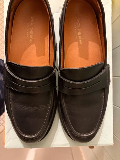 Black loafers - shoe the bear