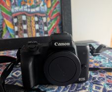 Canon Eos M50