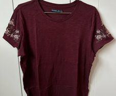 Abercrombie & Fitch t-shirt, top for women, ladies in very good condition, size S