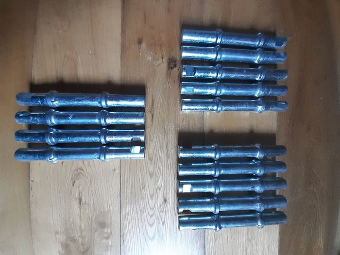 NOS Raleigh type Bottom Bracket Axles x14
