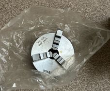 Lathe chuck