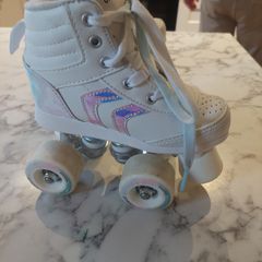 Girls roller blades size 10 to 11