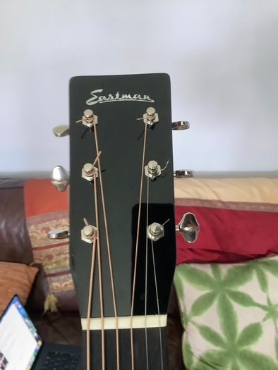 Eastman E10 OM-TC  Acoustic Mint