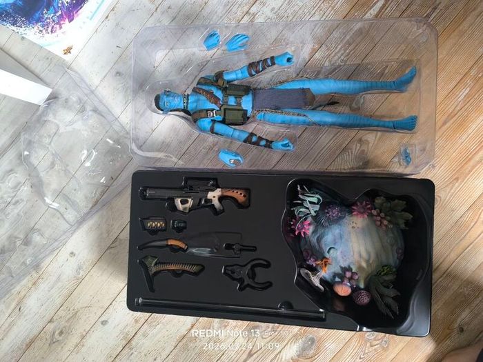 Avatar Jake Sully Deluxe Edition - Hot Toys