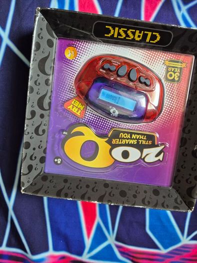 New 20Q 20 Questions Electronic Game. 30 Year Anniversary