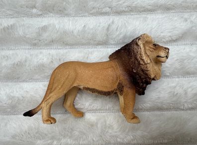 Schleich D-73527 Adult Male African Lion Toy Figure Safari Animal Used Please see photos