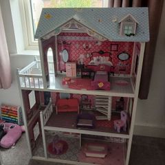 doll house