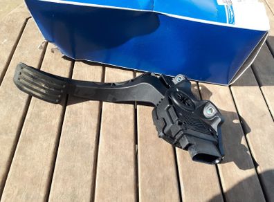 Ford accelerator pedal