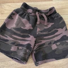 Boys Bench shorts size 7/8 year old