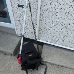 Motor scrubber