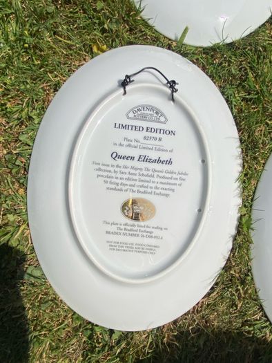 Davenport Ltd Edition Royal Rose Plates