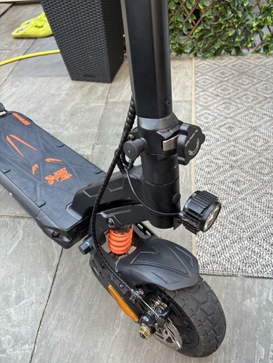 electric scooter