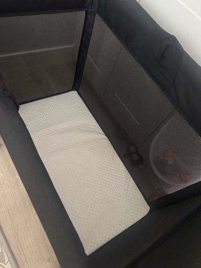 Bugaboo Starbust Travel cot