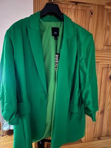 Blazer size 12 jeans size 12 shoes size 6