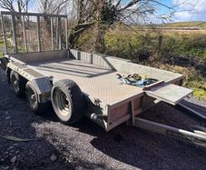 Nugent plant trailer