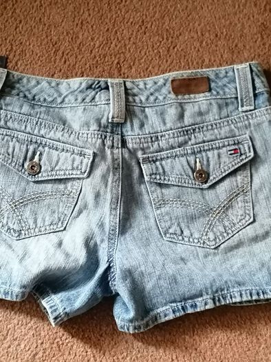 beautiful new designer vintage Tommy hilfiger shorts