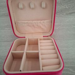 New small jewellery box