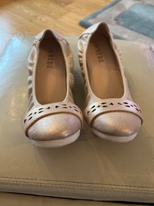 Flat Redz shoes