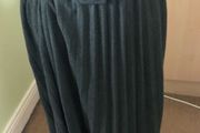 Primark green skirt