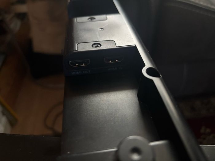 Samsung surround sound speaker and wireless woofer