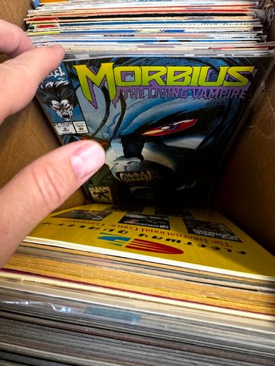 DC, Marvel Long Comic Box w 290 comics for Sale