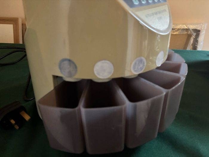 Automatic coin sorter and counter