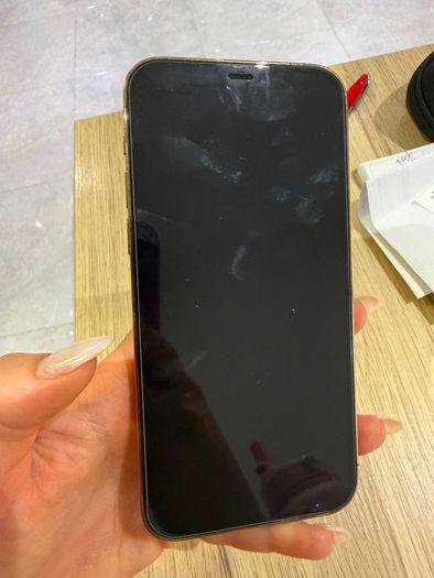 iPhone 12