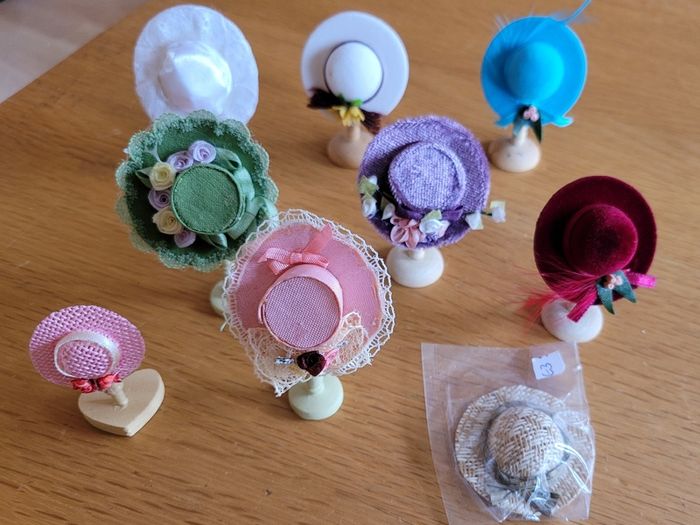 Dolls house - Miniature shop - hats, shoes, handbags, umbrellas and more