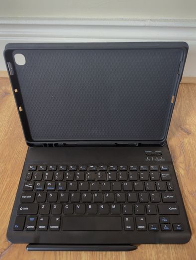 Samsung Tab S6 Lite + Keyboard Case