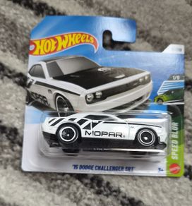 Hot Wheels - 15 Dodge Challenger SRT - Mopar