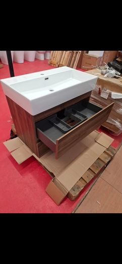 Incline visobath 800 unit and basin ex display