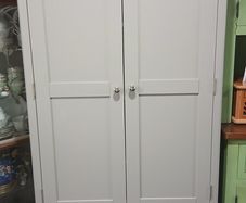 Kitchen pantry