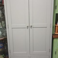 Kitchen pantry