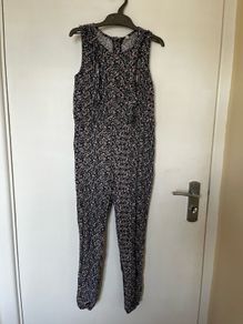 Floral girls jumpsuit Age 9-10
