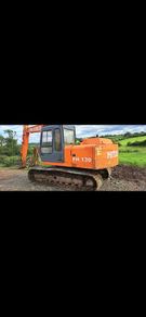 Hitachi FH 130.3 digger