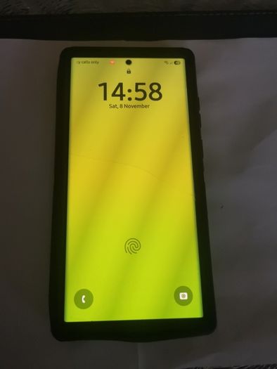 Samsung s22 ultra 256 gb good condition, but screen broken! See pics!