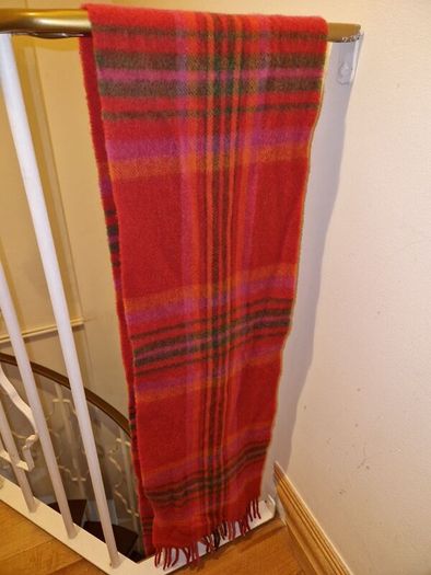 100% lambswool scarf