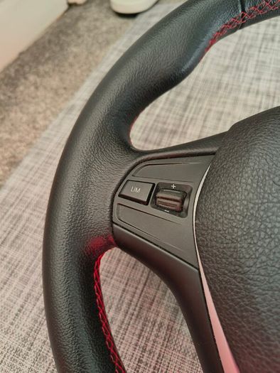 BMW F20 F30 Sport Steering Wheel mint condition