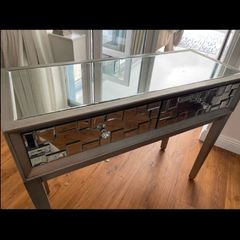 mirrored console table